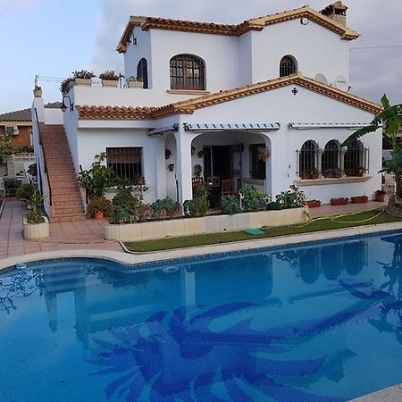 Mediterranee Room Villa Blanca Камбрілс Екстер'єр фото